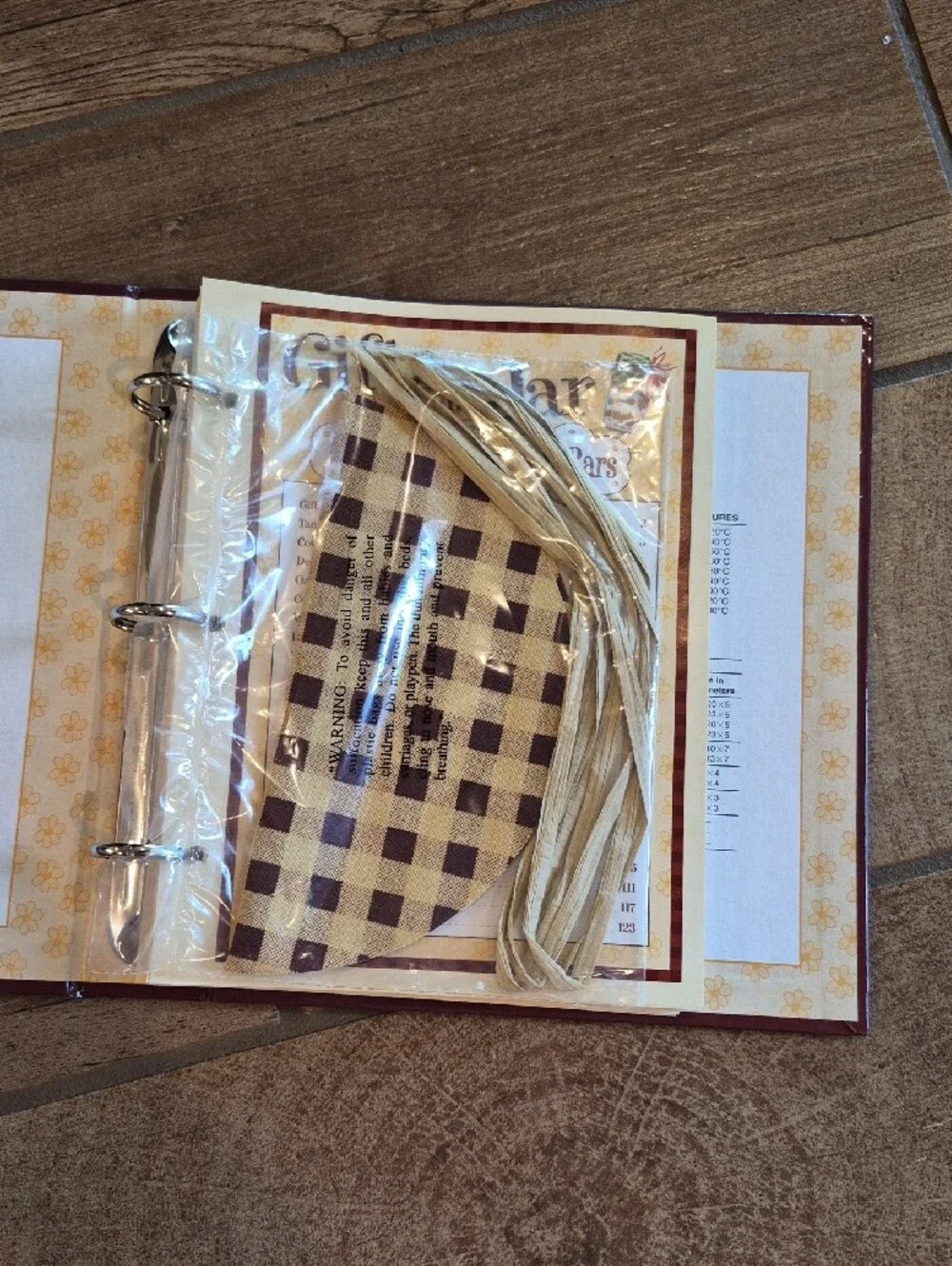Make Give Gifts from a Jar Cookies, Brownies Recipe Kit Craft Book